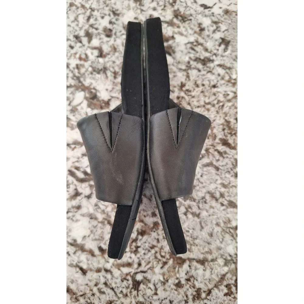 Aquatalia Black Leather Slide Sandals Made in Italy Womens Size 8 Flat Shoes